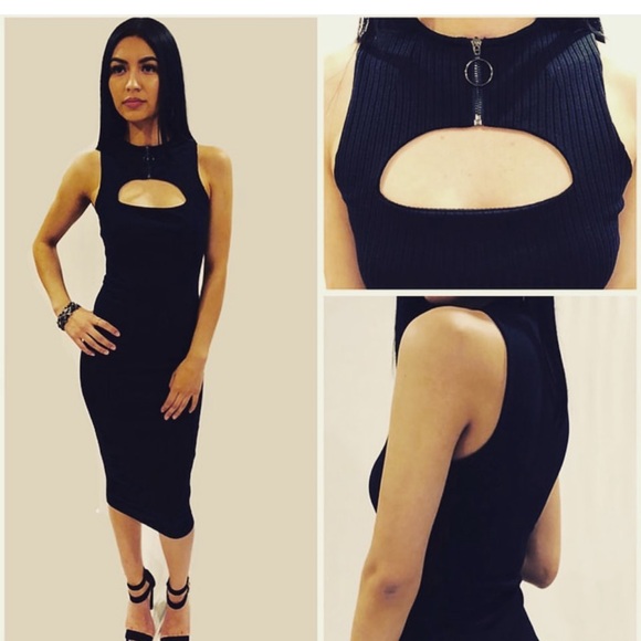 Sleeveless Ribbed Midi Dress- Black - Picture 2 of 8